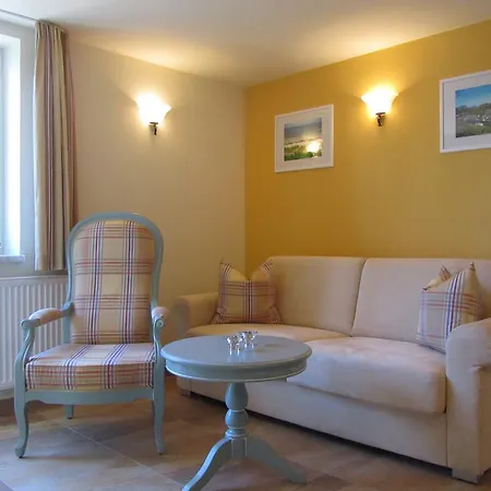 Apartmenthaus Hus Uebi By Rujana Binz Room photo