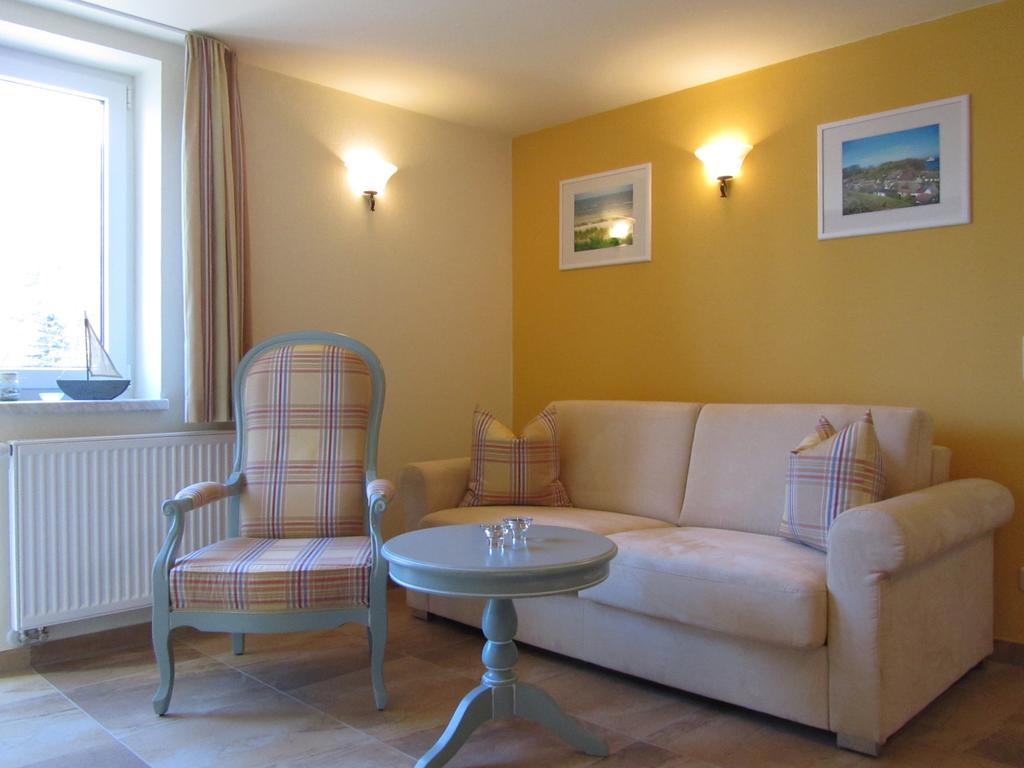 Apartmenthaus Hus Uebi By Rujana